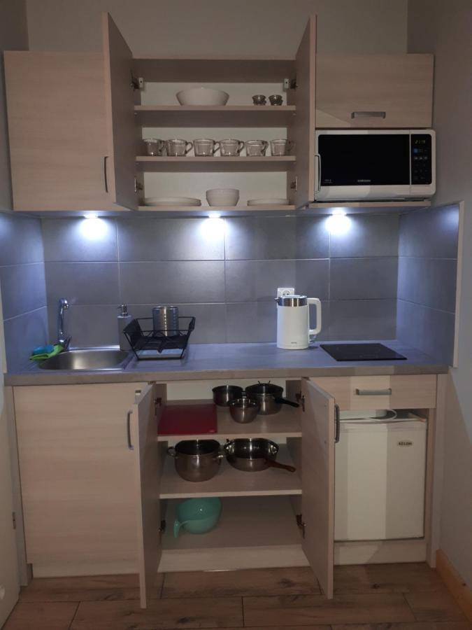 Bela - Pokoje Z Aneksami I Apartamenty Колобжег Екстериор снимка