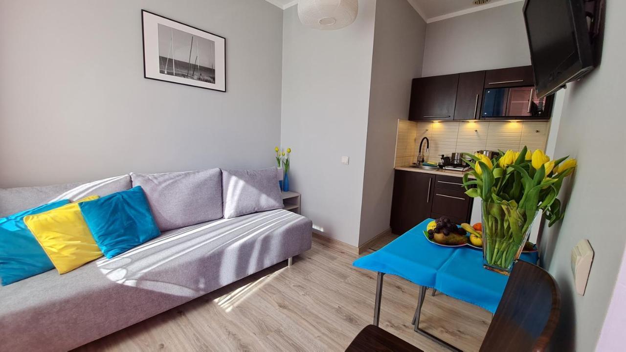 Bela - Pokoje Z Aneksami I Apartamenty Колобжег Екстериор снимка