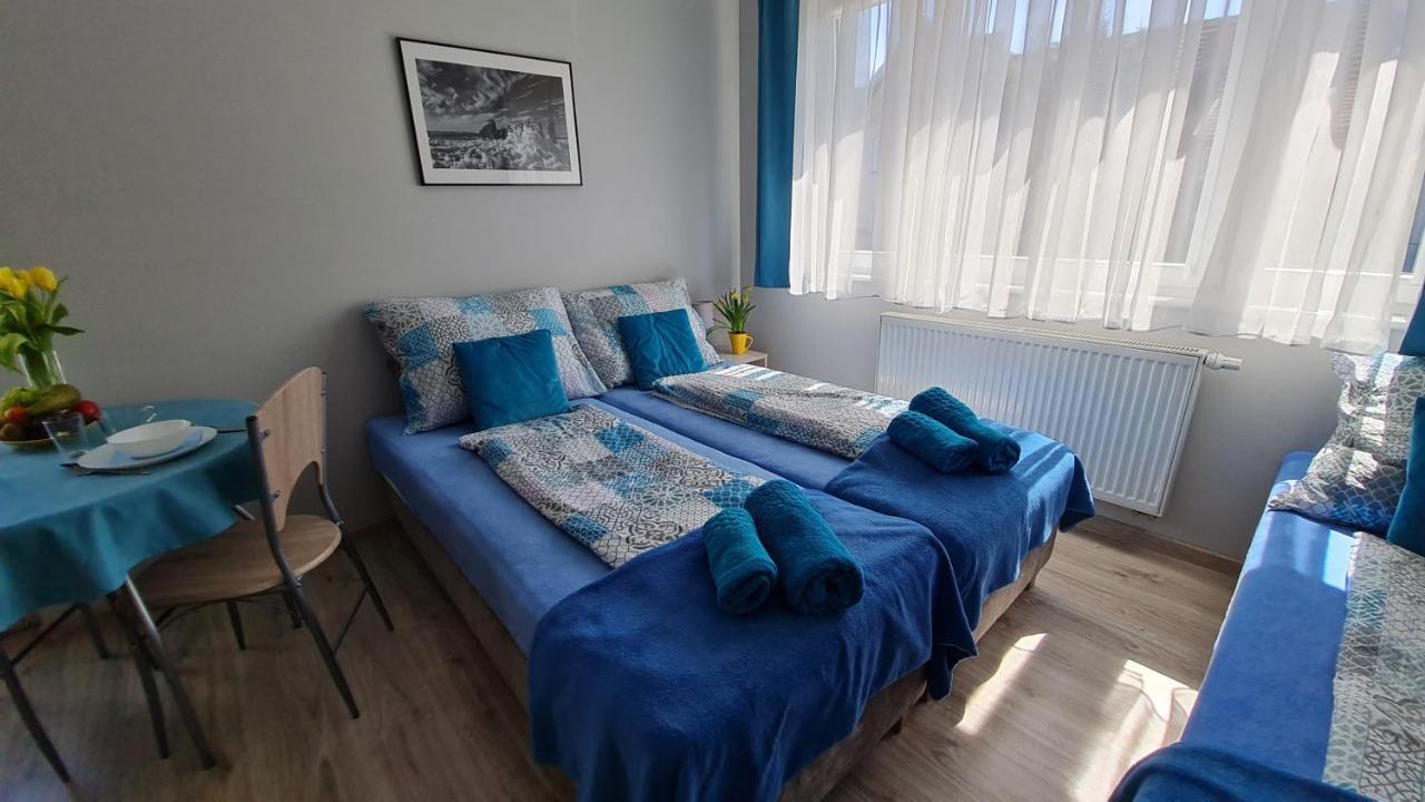 Bela - Pokoje Z Aneksami I Apartamenty Колобжег Екстериор снимка