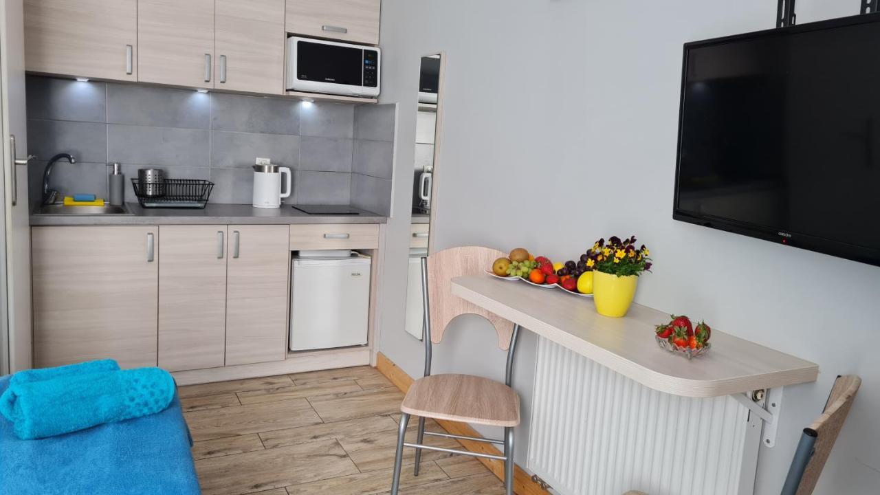 Bela - Pokoje Z Aneksami I Apartamenty Колобжег Екстериор снимка