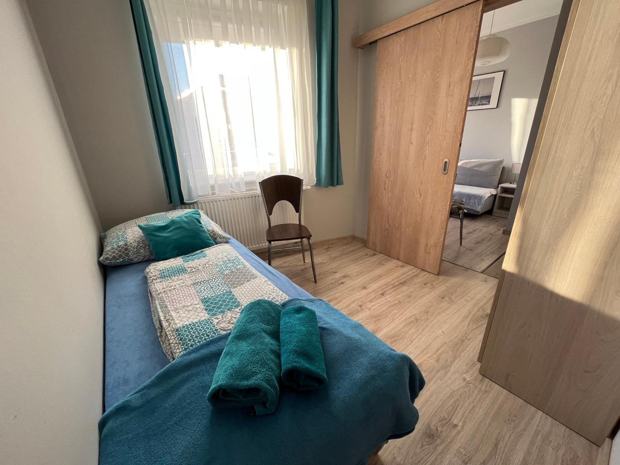 Bela - Pokoje Z Aneksami I Apartamenty Колобжег Екстериор снимка