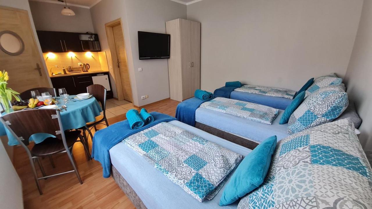 Bela - Pokoje Z Aneksami I Apartamenty Колобжег Екстериор снимка